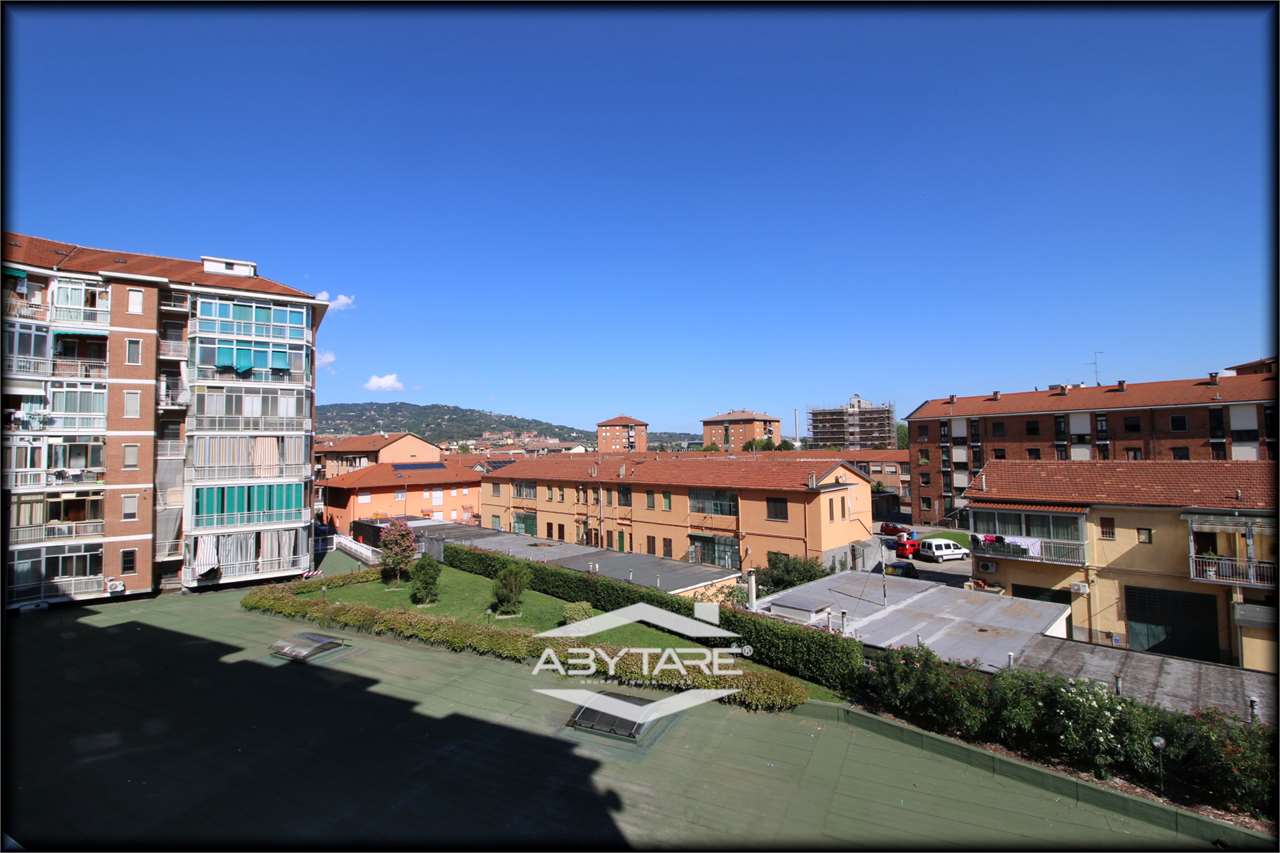 3 locali vendita moncalieri Via Saluzzo 32