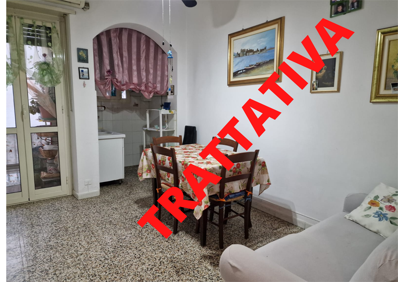 Vendita bilocale libero, Via Fea