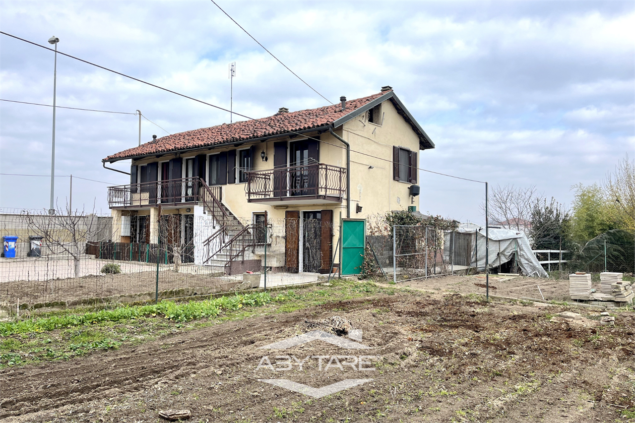 Casa indipendente in vendita a Carignano