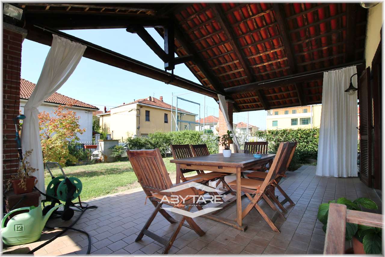 Villa vendita Chieri Via C. per la Libertà 5