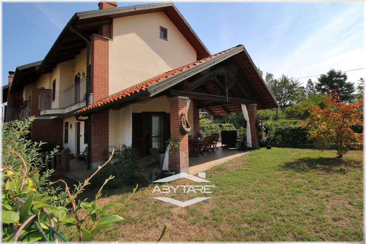 Villa vendita Chieri Via C. per la Libertà 5