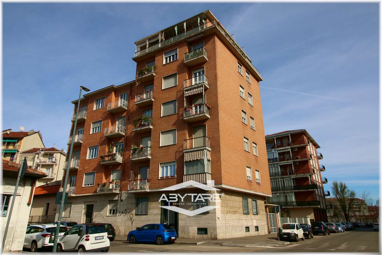 2 locali vendita Torino Via Sette Comuni 11