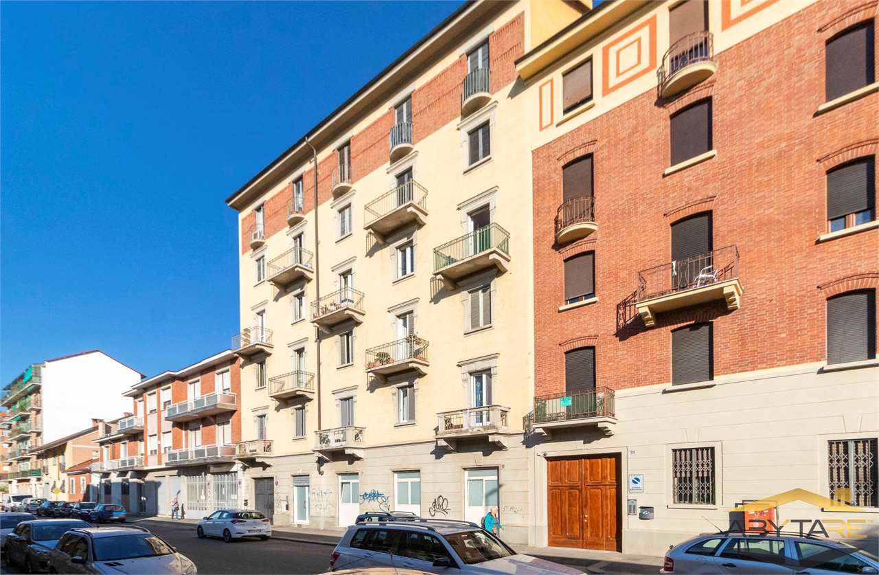 AMPIO TRILOCALE CON BOX AUTO SINGOLO