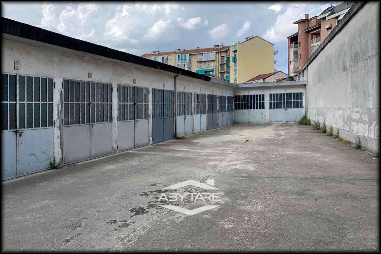 Box auto vendita Torino Corso Traiano 163