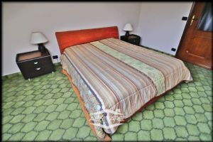 3 locali vendita Moncalieri Strada Genova 260