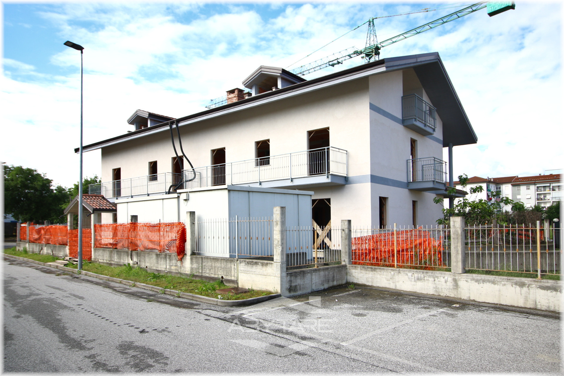porzione residenziale artigianale Saluzzo