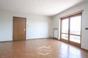 4 locali vendita Moncalieri Strada delle Margherite 8