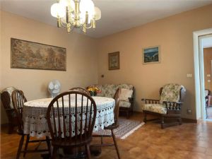MONTEMAGNO CASA SINGOLA IN CENTRO STORICO