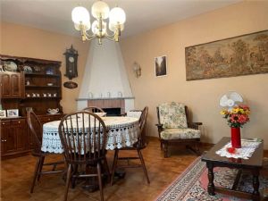 MONTEMAGNO CASA SINGOLA IN CENTRO STORICO