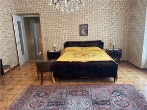MONTEMAGNO CASA SINGOLA IN CENTRO STORICO