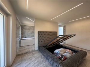 Dimora di Prestigio Completamente Arredata