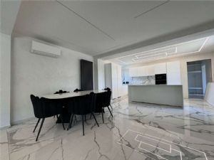 Dimora di Prestigio Completamente Arredata