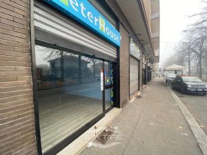LOCALE COMMERCIALE ZONA MIRAFIORI SUD