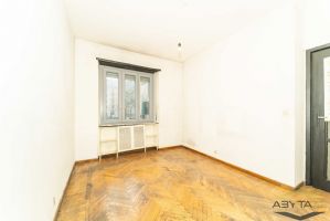 QUADRILOCALE CON POSTO AUTO CONDOMINIALE LIBERO SUBITO