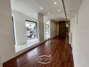 Negozio affittasi Moncalieri Strada Genova 143