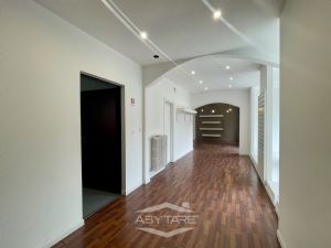 Negozio affittasi Moncalieri Strada Genova 143