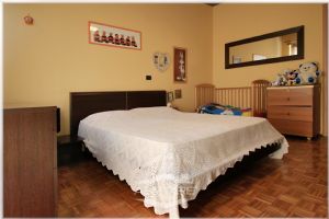 2 locali vendita Moncalieri corso Roma