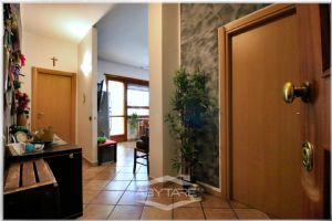 2 locali vendita Moncalieri corso Roma