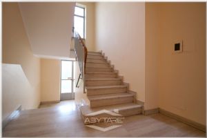 2 locali vendita Moncalieri corso Roma