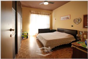 2 locali vendita Moncalieri corso Roma