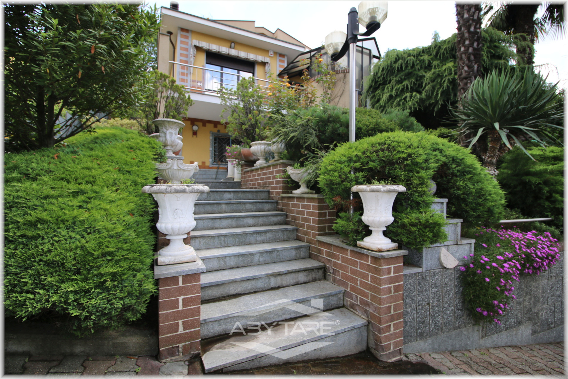 Villa vendita Moncalieri Strada Torino 20