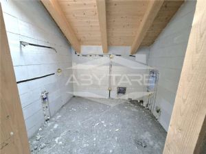 RESIDENZA IL MULINO All. 8  ATTICO PIANO TERZO