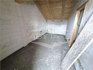 RESIDENZA IL MULINO All. 8  ATTICO PIANO TERZO