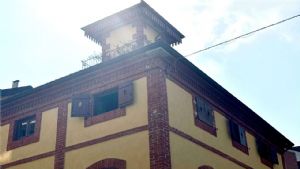 ALLOGGIO MANSARDATO CON TORRETTA E GARAGE