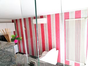 VILLA BIFAMILIARE SU PIU' LIVELLI CON CORTILE INTERNO