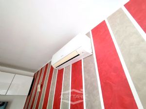 VILLA BIFAMILIARE SU PIU' LIVELLI CON CORTILE INTERNO