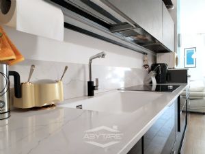 VILLA BIFAMILIARE SU PIU' LIVELLI CON CORTILE INTERNO