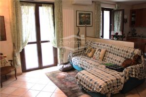 BEINASCO IN VENDITA 4 LOCALI CON GIARDINO LIBERO A