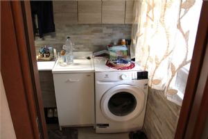 BEINASCO IN VENDITA 4 LOCALI CON GIARDINO LIBERO A