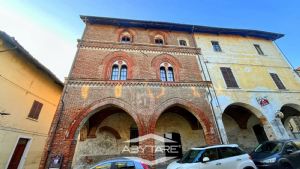 Casa storica in centro paese