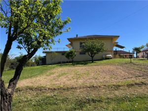 VILLA PANORAMICA  A POCHI MINUTI DA ASTI