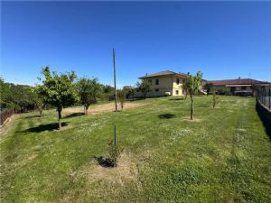 VILLA PANORAMICA  A POCHI MINUTI DA ASTI