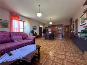 VILLA PANORAMICA  A POCHI MINUTI DA ASTI