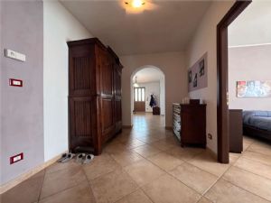 VILLA PANORAMICA  A POCHI MINUTI DA ASTI