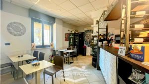 Vendesi Bar in Posizione Strategica a Vinovo  

Un...