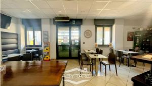 Vendesi Bar in Posizione Strategica a Vinovo  

Un...