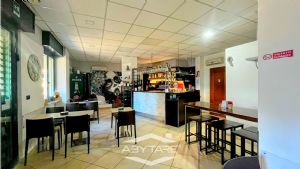Vendesi Bar in Posizione Strategica a Vinovo  

Un...