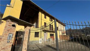 VILLA SAN SECONDO - CASCINA INDIPENDENTE