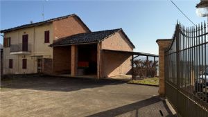 VILLA SAN SECONDO - CASCINA INDIPENDENTE