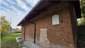 CASCINA LIBERA SU 4 LATI PANORAMICA CON TERRENO