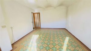 QUARTO INFERIORE-CASA LIBERA SU 2 LATI