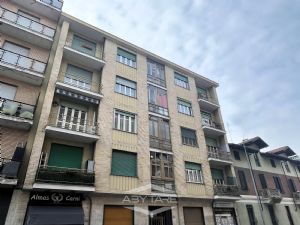Bilocale completamente ristrutturato zona crociera Nichelino
