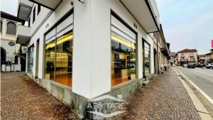 Locale commerciale in centro