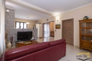 VILLA BIFAMILIARE NICHELINO CENTRO