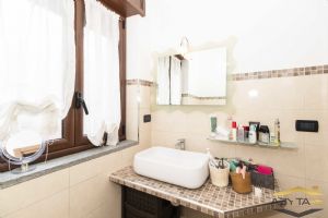 VILLA BIFAMILIARE NICHELINO CENTRO