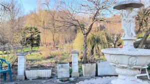 CASCIINA PIEMONTESE LIBERA SU 3 LATI CON TERRENO